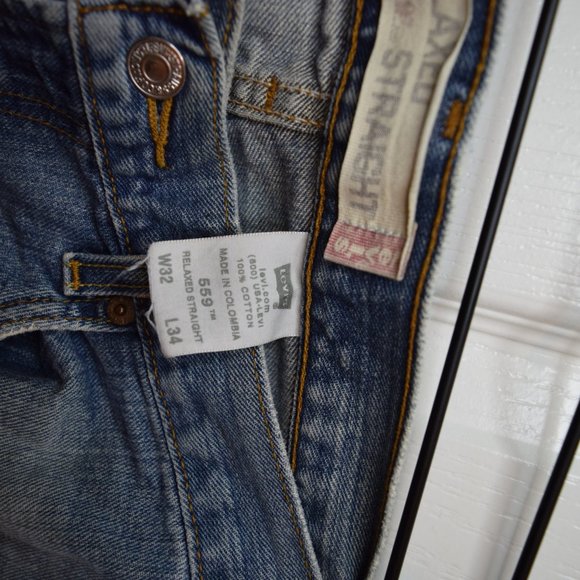 Vintage Distressed Levi’s 32x34 - Picture 4 of 8